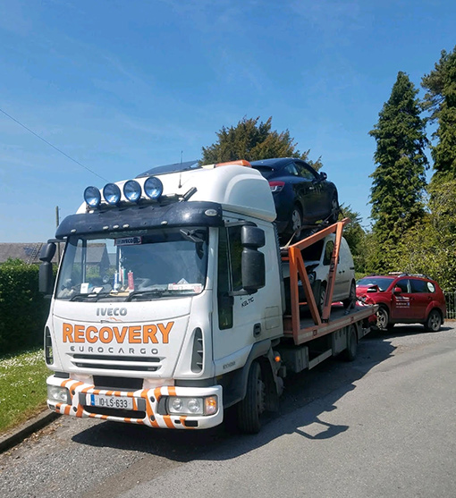 Our Recovery truck can transport 3 cars